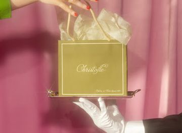 japan/kyoto-countryside/shop/christofle-takashimaya-kyoto