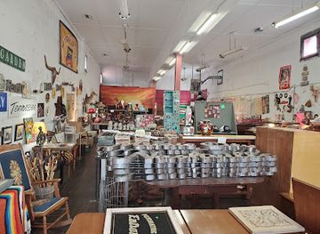 tennessee/nashville/shop/cool-stuff-weird-things