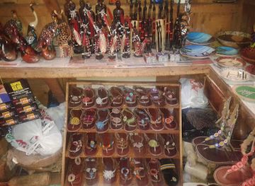 kenya/kilimanjaro-region/shop/mt-kilimanjaro-curio-shop