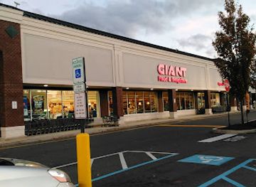 pennsylvania/allentown/shop/village-west