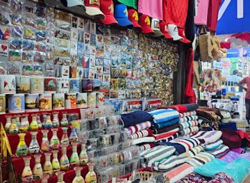 bahrain/manama/shop/ashoorstore-ready-made-souvenirs