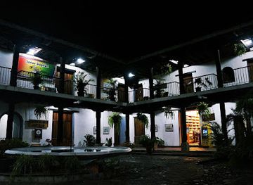 guatemala/caribbean-coast/shop/casa-del-jade