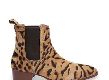 ohio/cincinnati/downtown-cincinnati/shop/elegant-ends-shoe-boutique