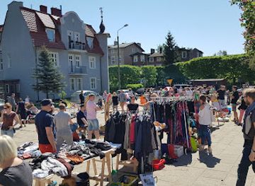 poland/gdansk/oliwa/shop/pchli-targ-w-oliwie