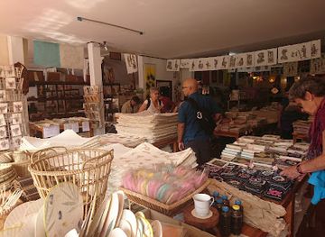laos/luang-prabang-province/shop/nalongkone-shop-saa-paper-handicraft