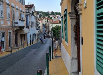 croatia/opatija/shop/konzum