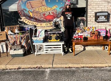 rhode-island/warwick/shop/family-treasures