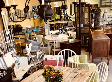 florida/homosassa-springs/shop/the-revamp-tramp