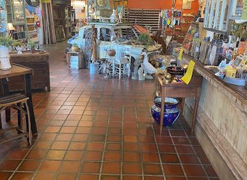 tennessee/rock-city/shop/the-refindery-on-mccallie