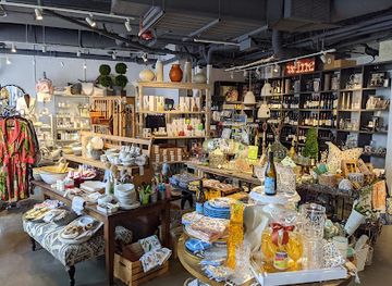 washington/bellevue/shop/hedge-vine