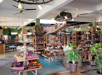 belize/mountain-pine-ridge-forest-reserve/shop/art-box-belize-artisan-store-cafe