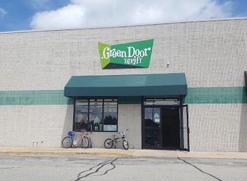 wisconsin/sturgeon-bay/shop/green-door-thrift