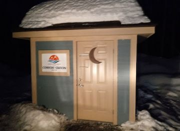 maine/somerset-county/shop/ayotte-s-country-store
