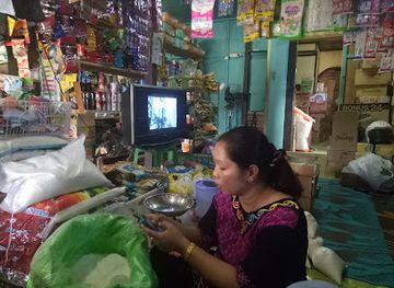 indonesia/tanjung-puting-national-park/shop/toko-handayani-tour-travel-tanjung-puting