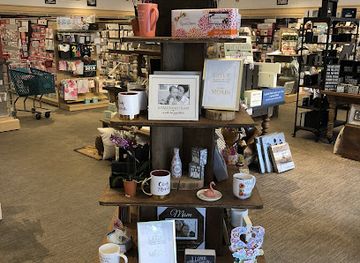 north-carolina/greenville/shop/kendall-s-hallmark-shop