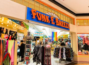 illinois/aurora/shop/funk-e-breeze