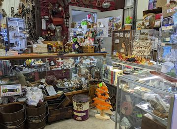 missouri/joplin/shop/kay-s-antiques