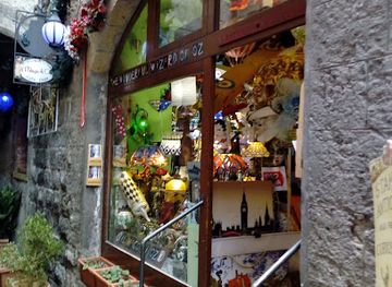 italy/umbria/shop/il-mago-di-oz