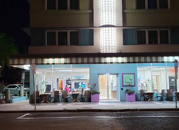 florida/clearwater-beach/shop/palm-pavilion-gift-shoppe