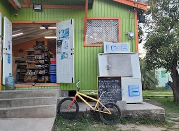 antigua-and-barbuda/saint-mary/shop/val-s-supertte-deli