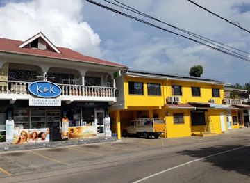 seychelles/cousine-island/shop/kumar-kumar-supermarket