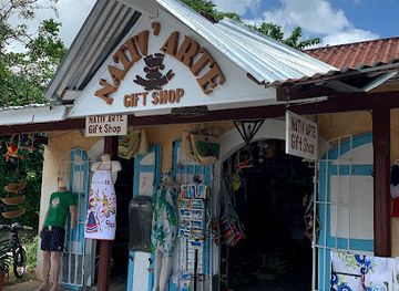 dominican-republic/central-mountain-range/shop/nativ-arte-gift-shop