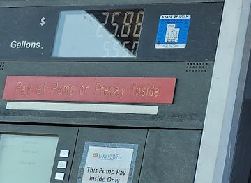 arizona/lake-powell/shop/bullfrog-marina-corner-store