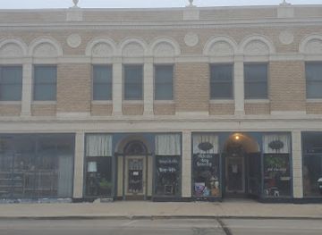 illinois/waukegan/shop/treasure-chest-unique-collectibles-vintage