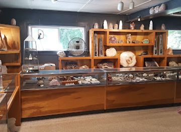 north-carolina/yadkin-valley/shop/foggy-mountain-gem-mine