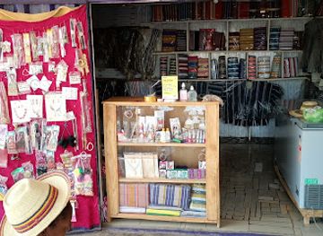 ghana/kintampo/shop/kubura-northern-couture-shop