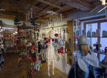 czechia/ore-mountains/shop/shop-marionety-truhlar