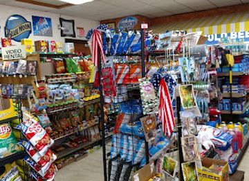 ohio/lake-erie-islands/shop/island-market