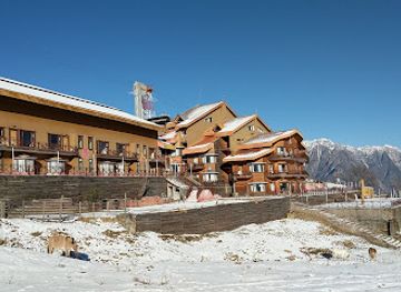 india/auli/shop/ski-snow-cliff-top-club-holiday-resort-at-auli-uttarakhand