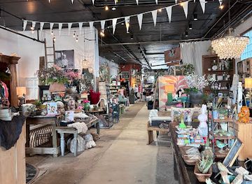 michigan/st-joseph/shop/urban-garage-market