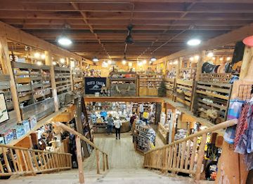 minnesota/superior-national-forest/shop/lake-superior-trading-post