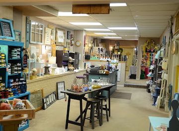 iowa/ankeny/shop/tweedle-dee-s