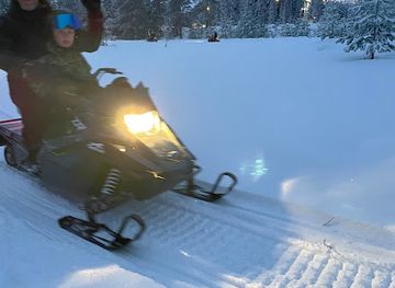 sweden/lindvallen/shop/explore-salen