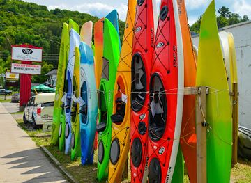 canada/haliburton-highlands/shop/algonquin-outfitters-haliburton