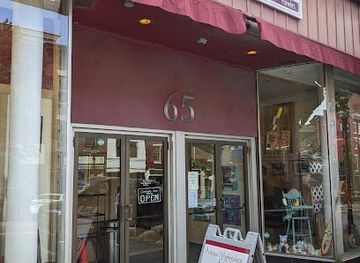 maine/bangor/shop/antique-marketplace