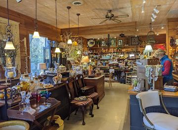 north-carolina/hendersonville/shop/feather-your-nest