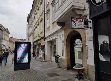 slovenia/ljubljana/shop/moje-tvoje