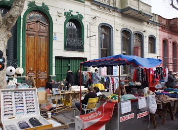uruguay/montevideo-coast/shop/feria-de-tristan-narvaja