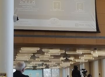 new-jersey/trenton/shop/royalty-couture-shop