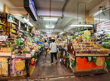 thailand/chiang-mai/wat-ket/shop/warorot-market-kad-luang