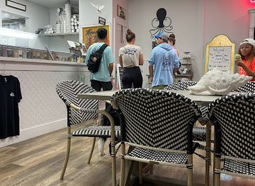 florida/ft-pierce/shop/cream-republic