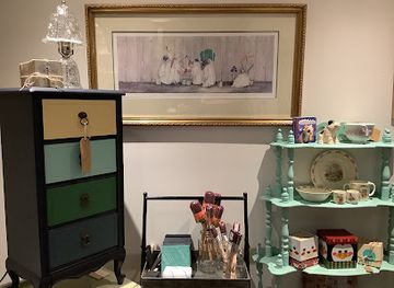 canada/haliburton-highlands/shop/organic-times-emporium