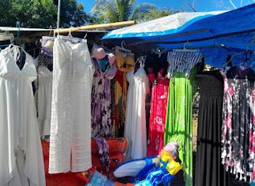 el-salvador/los-cobanos-beach/shop/bikinis-y-flotadores-la-reina-sol-y-playa