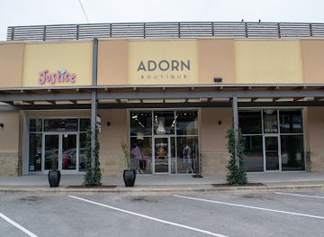alabama/hill-country/shop/adorn-boutique-bee-cave