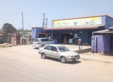 zambia/lower-zambezi-national-park/shop/jb-three-borders-shopping-mall