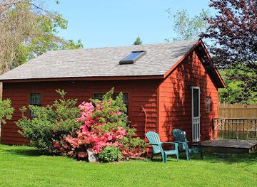 connecticut/hammonasset-beach-state-park/shop/beech-tree-cottages